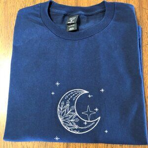 Crop Top T-shirt Hanes Beefy Navy T-shirt Moon/stars